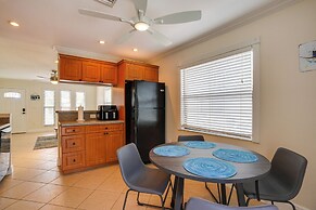 Bonita Springs Townhome Near Beach!