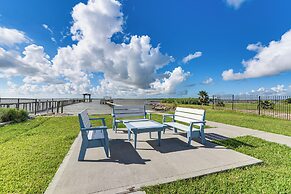 On Galveston Bay: Spacious Home w/ Pier & Grills!