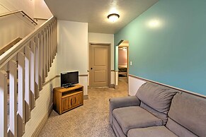 Cozy Union Pier House w/ Hot Tub, Deck & Backyard!