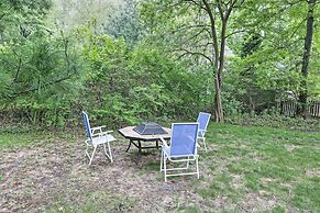 Cozy Union Pier House w/ Hot Tub, Deck & Backyard!
