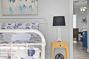 Waterfront Freeport Home w/ Boat Dock Access!