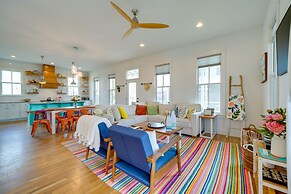 Carlton Landing Home w/ Poolside Lake View!