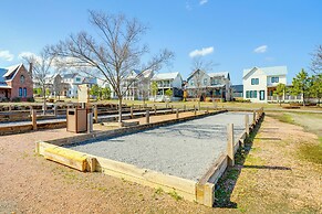 Carlton Landing Home w/ Poolside Lake View!