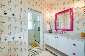 Carlton Landing Home w/ Poolside Lake View!