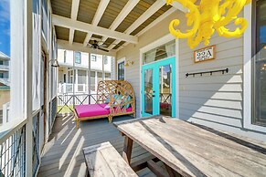 Carlton Landing Home w/ Poolside Lake View!