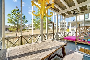 Carlton Landing Home w/ Poolside Lake View!