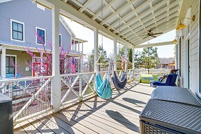 Carlton Landing Home w/ Poolside Lake View!