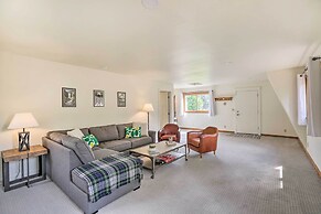 Upscale Bend Barn w/ Deck - Close to Trails!