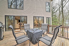 Harbor Springs Retreat ~ 5 Mi to Downtown & Beach!