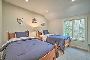 Harbor Springs Retreat ~ 5 Mi to Downtown & Beach!
