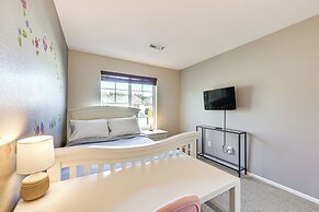 Spacious Kent Home Near Seatac Airport w/ Patio