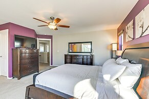 Spacious Kent Home Near Seatac Airport w/ Patio