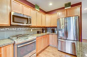 Spacious Kent Home Near Seatac Airport w/ Patio