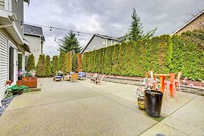 Spacious Kent Home Near Seatac Airport w/ Patio