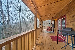 Murphy Family Cabin w/ Fire Pit & Forest Views!