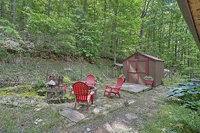 Murphy Family Cabin w/ Fire Pit & Forest Views!