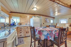 Cozy Houghton Lake Vacation Rental w/ Fireplace!