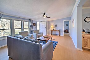 Family-friendly Bernice Home: 2 Mi to Lake & Park!