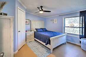 Family-friendly Bernice Home: 2 Mi to Lake & Park!