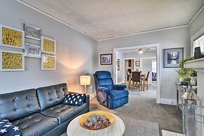 Detroit Apartment - 5 Mi to Downtown!