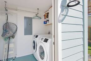 Sunny, Waterfront Rio Hondo Studio w/ Shared Perks