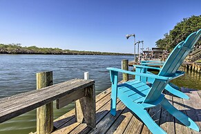 Sunny, Waterfront Rio Hondo Studio w/ Shared Perks