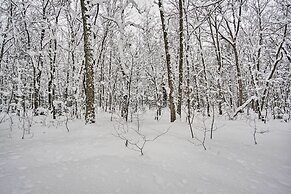 Wooded Twin Lakes Retreat: 13 Mi to Lake Michigan!