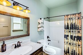 Rustic Cabin Near Mt Rainier: Fire Pit & Bbq!