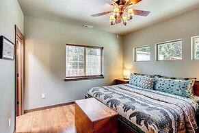 Rustic Cabin Near Mt Rainier: Fire Pit & Bbq!