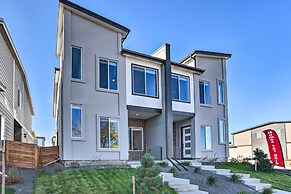 Cozy Abode w/ Patio ~ 7 Mi to Dtwn Denver