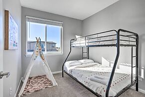 Cozy Abode w/ Patio ~ 7 Mi to Dtwn Denver