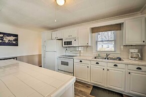 Fire Pit & Grill: Lakeview Mecosta Cottage!