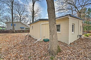 Fire Pit & Grill: Lakeview Mecosta Cottage!