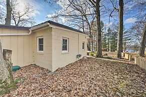 Fire Pit & Grill: Lakeview Mecosta Cottage!