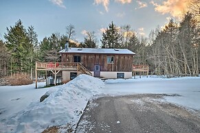 Jewett Cabin w/ Viewing Deck - 10 Mins to Skiing!