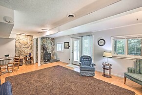 Creekside Roan Mountain Cabin: Walk to Trails