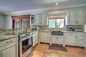 Merritt Island Oasis: 5 Mi to Satellite Beach!