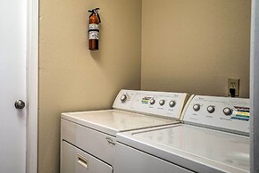 Las Cruces Home ~ 2 Mi to Nmsu Stadium!