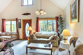 'marble Hideaway' Cabin w/ Mountain Views + Deck!