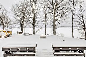Tranquil Marenisco Cabin on Lake Gogebic!