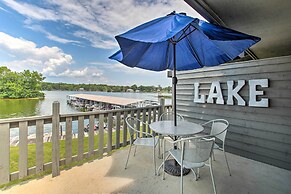Balcony & Lake Access: Hot Springs Getaway!