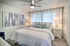 Balcony & Lake Access: Hot Springs Getaway!