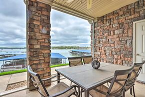 Condo With Lakefront Patio & Community Perks!