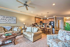 Condo With Lakefront Patio & Community Perks!