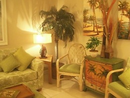 1 Mi to Shelter Cove: Hilton Head Resort Condo!