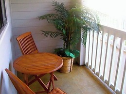 1 Mi to Shelter Cove: Hilton Head Resort Condo!