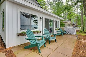 Cozy Waterfront Hale Cottage on Long Lake!