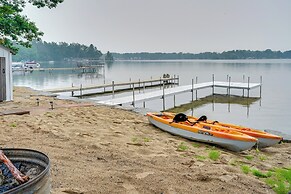 Cozy Waterfront Hale Cottage on Long Lake!