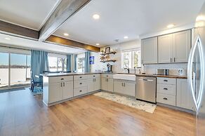 Cozy Waterfront Hale Cottage on Long Lake!