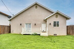 Stunning Clovis Home ~ 1 Mile to Old Town!